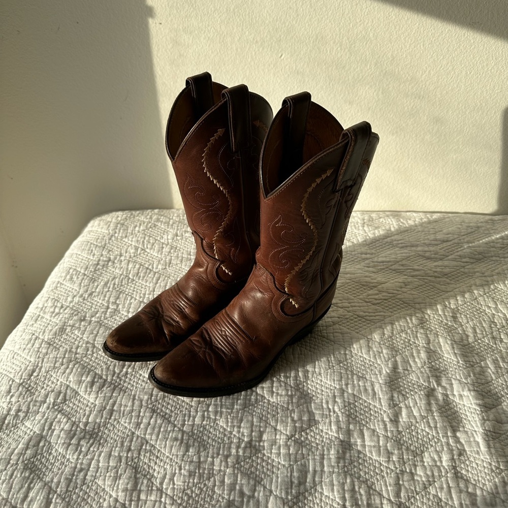 Justin’s boots - Picture 1 of 6